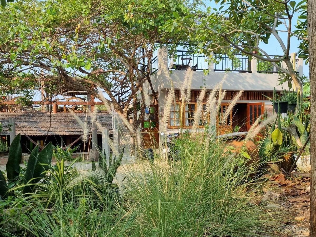 Hello Sichang Bungalow Ko Si Chang Exterior photo