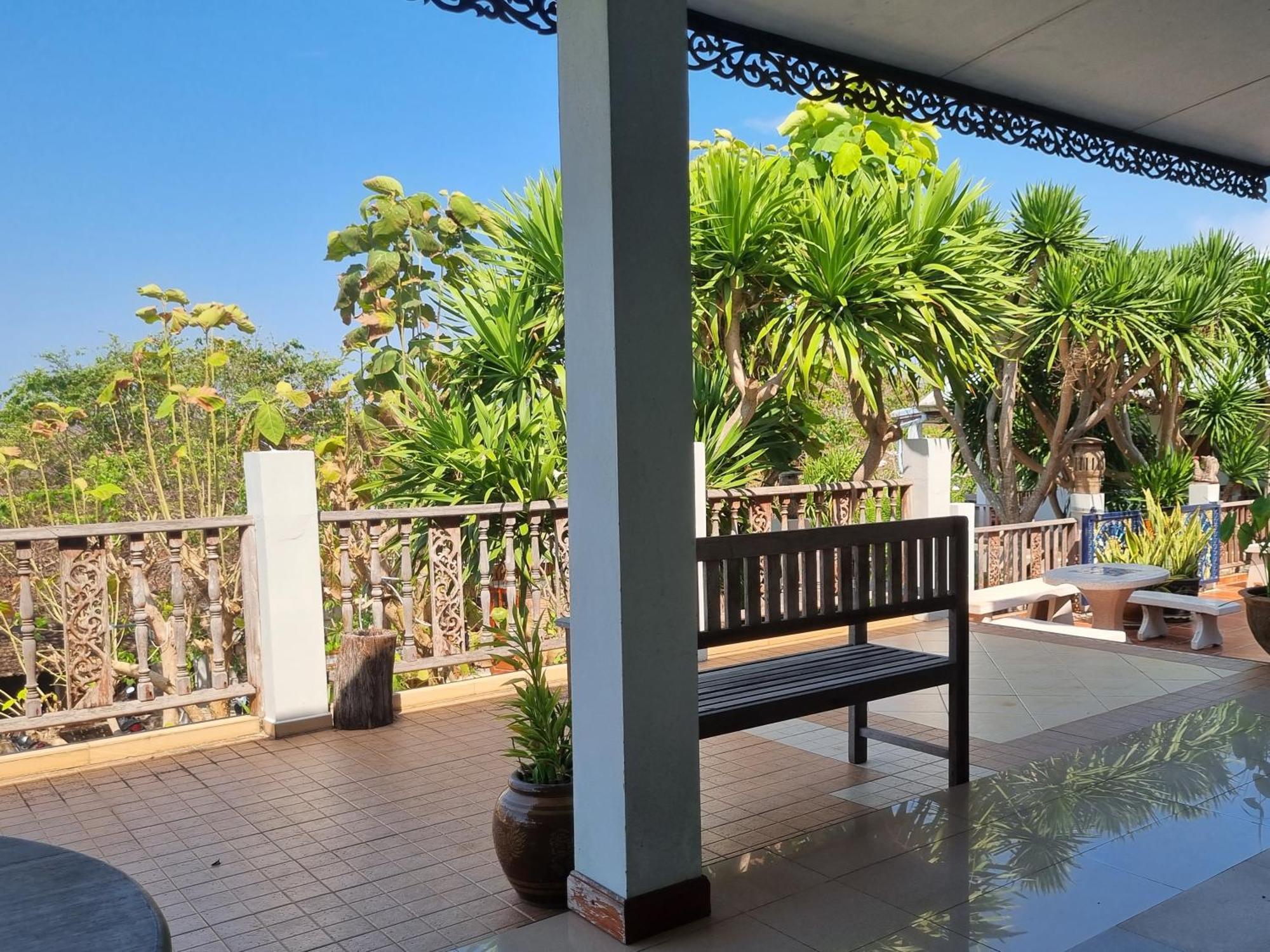 Hello Sichang Bungalow Ko Si Chang Room photo